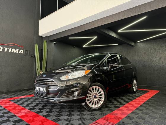 FORD FIESTA 1.6 TITANIUM SEDAN 16V FLEX 4P POWERSHIFT FORD FIESTA 1.6 TITANIUM SEDAN 16V FLEX 4P POWERSHIFT